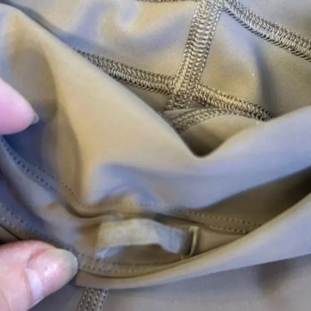 NWT Athleta Pacesetter 7/8 Taupe High-Waist Leggings sz Medium - Picture 6 of 7